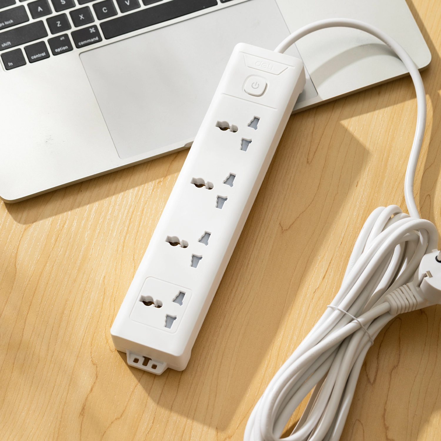 deli et403 power strip 10