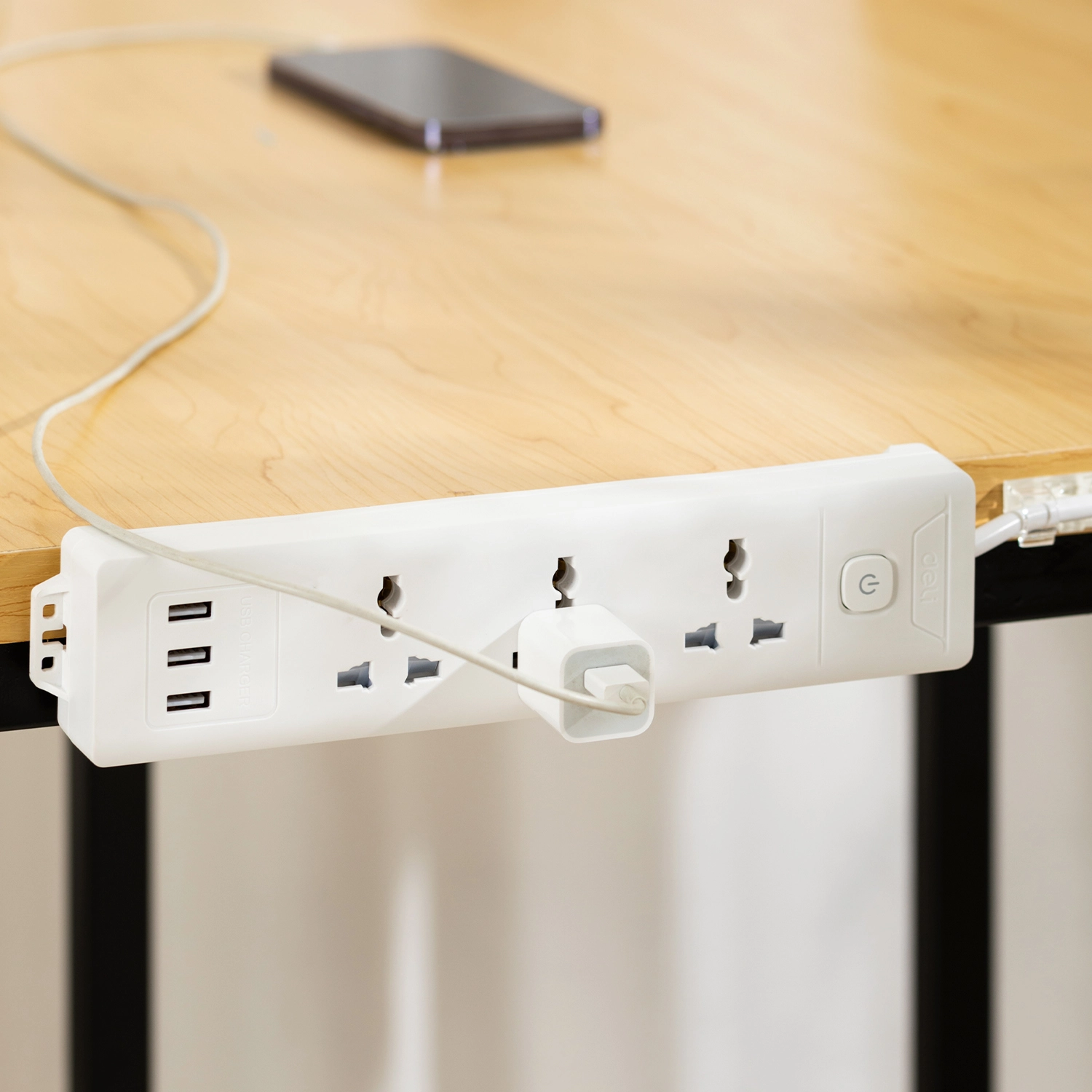 deli et408 power strip 12