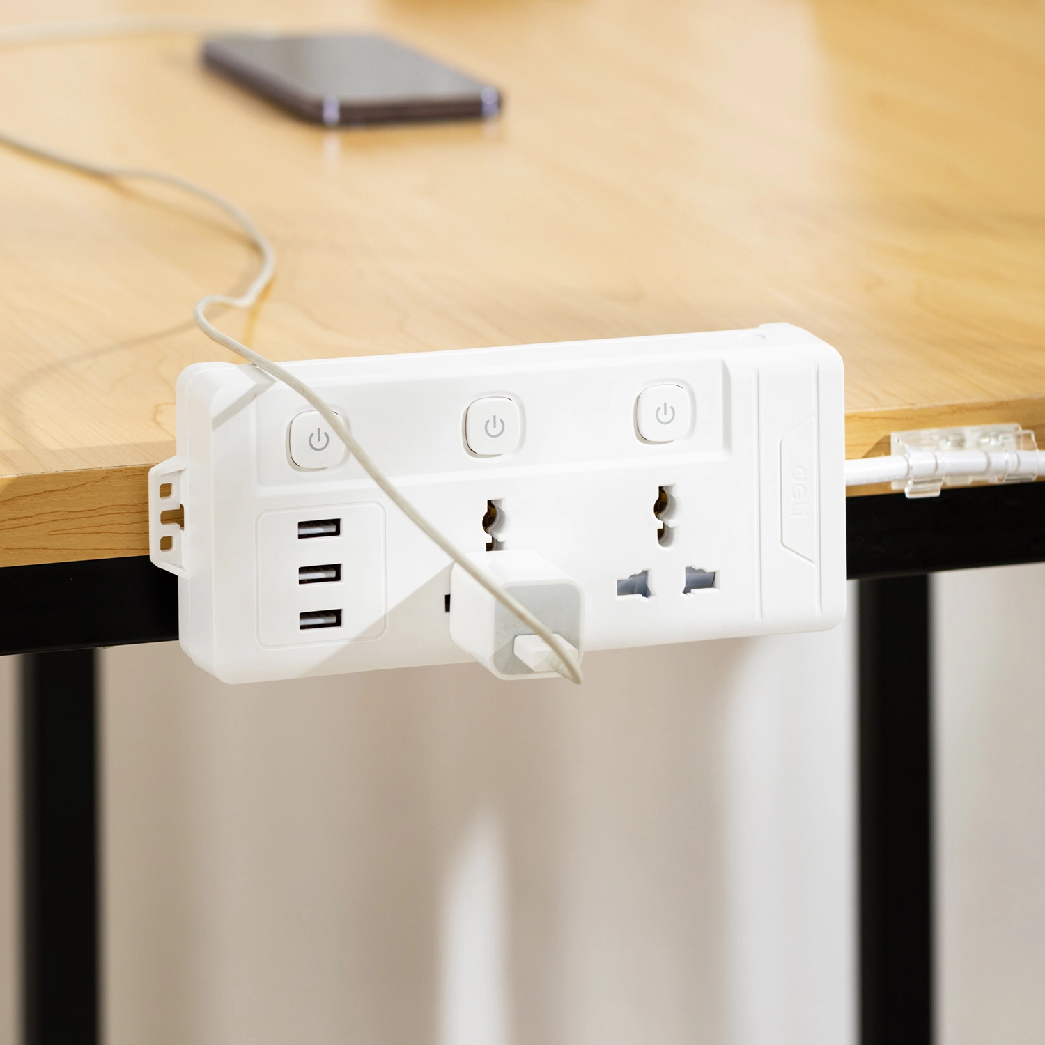 deli et409 power strip 12