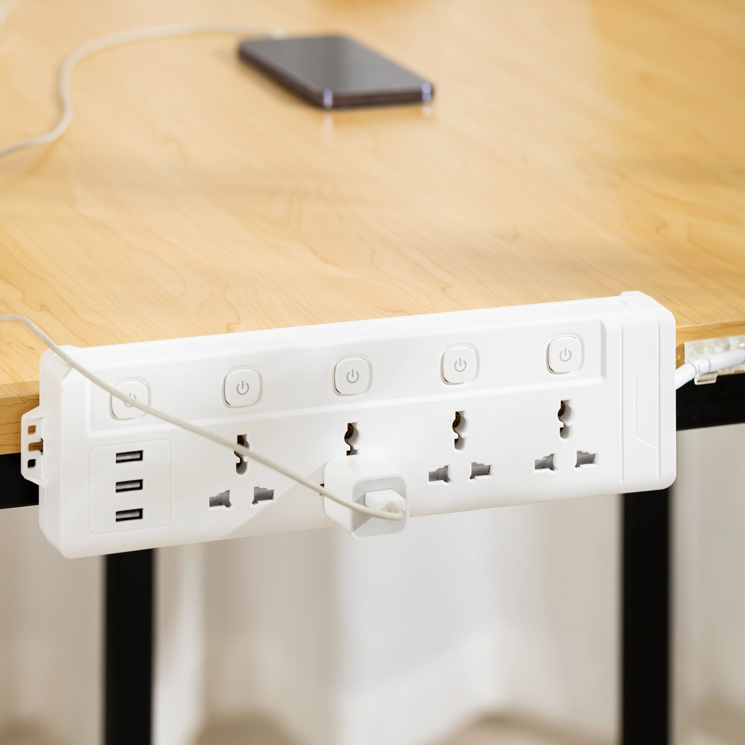 deli et411 power strip 13