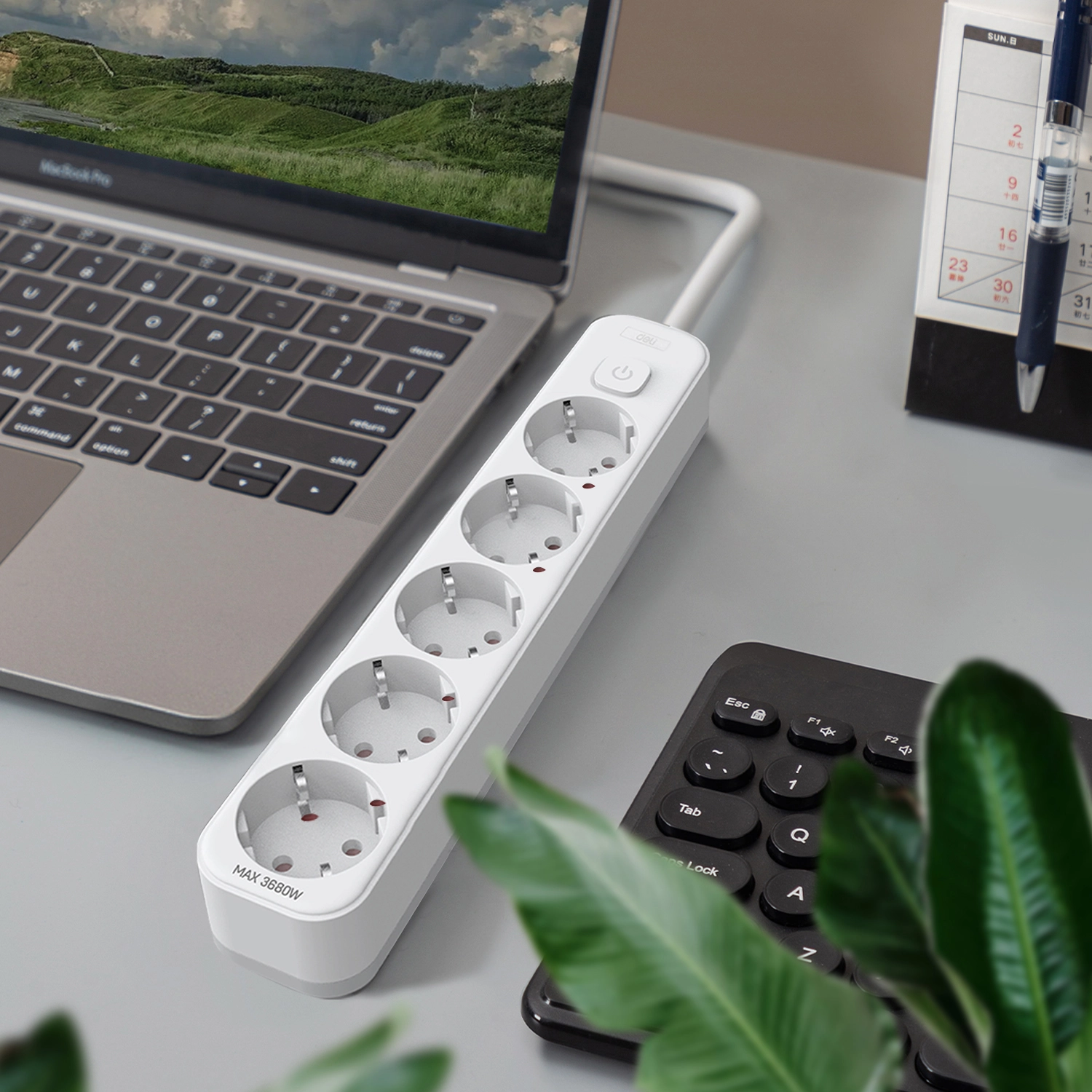 deli et439 power strip 10