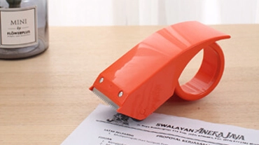 Green Packaging: Carton Sealer Tape Dispenser in Sustainable Product Shipments