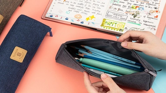 Deli Bags in Bulk School Supplies: Achieving Easy Organization